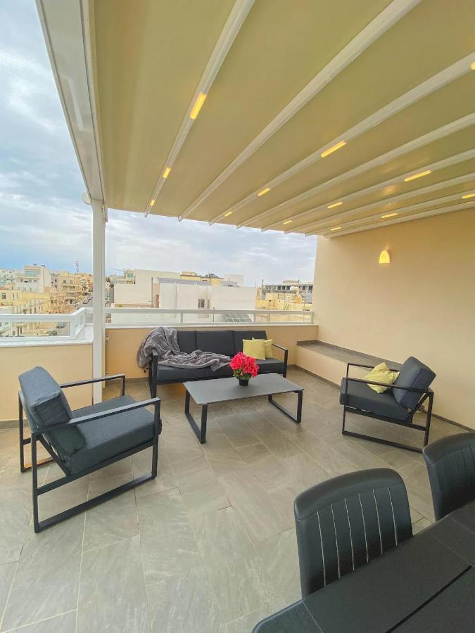 The Blue Mill Penthouse With Beautiful Views Apartment Naxxar Exterior foto