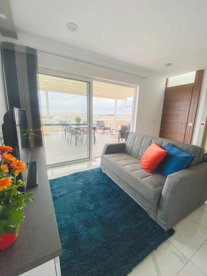 The Blue Mill Penthouse With Beautiful Views Apartment Naxxar Exterior foto