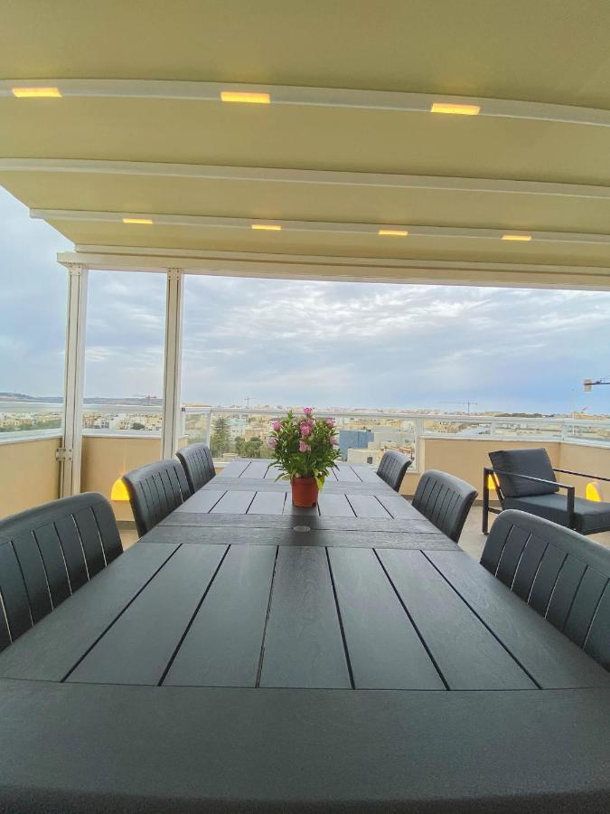 The Blue Mill Penthouse With Beautiful Views Apartment Naxxar Exterior foto